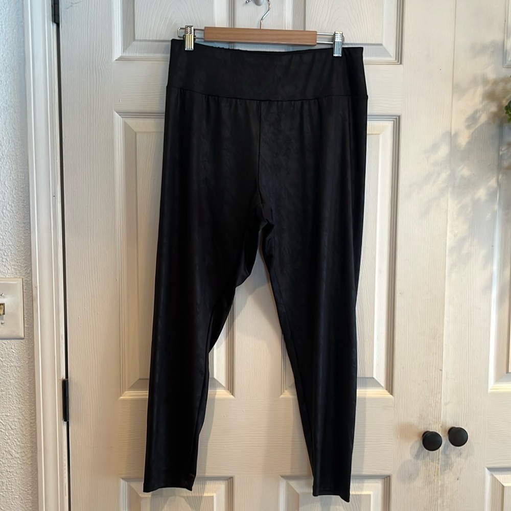 Ava & Viv brand size 1X full length leggings